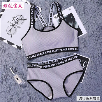 2019 Women Stripes Underwear Set High Brand Romantic Temptation Bra Set Push Up Bra and Panties Set Wireless Padded Lingeries