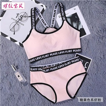 2019 Women Stripes Underwear Set High Brand Romantic Temptation Bra Set Push Up Bra and Panties Set Wireless Padded Lingeries