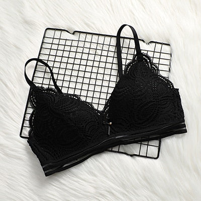 DERUILADY Sexy Thin Bralette Lingerie Lace Floral Wireless Bras For Women Comfortable Seamless Push Up Bra Adjusted Underwear