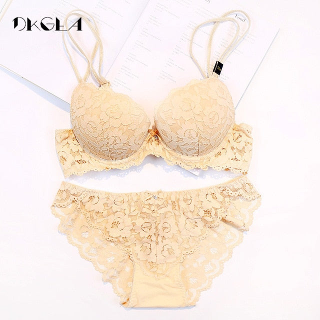 Hot Sexy Push Up Bra Set Brand Deep V Brassiere Thick Cotton Women Underwear Set Lace Blue Embroidery Flowers Lingerie B C Cup
