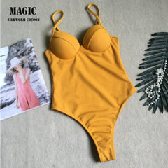 New Halter One Piece Swimsuit Women Solid Yellow Red Swimwear Underwire Bathing Suit Swimming Suit 2018 Beachwear Black Bodysuit